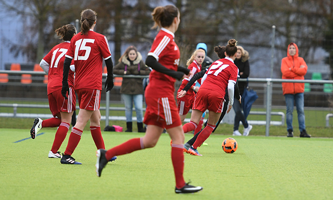 Frauen 1: Eine Nummer zu gross